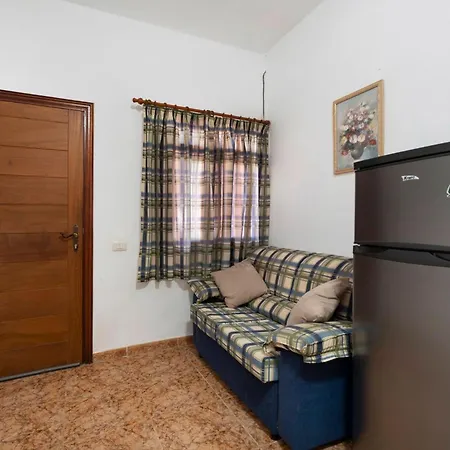 Beautiful Casa Paula Playa De Maretasfirst Line Santa Cruz de Tenerife
